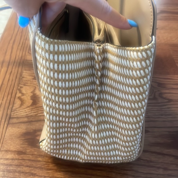 NANETTE LEPORE ARABELLE ‘paper’ straw shoulder bag / purse wht cream tassels bow - Picture 13 of 17